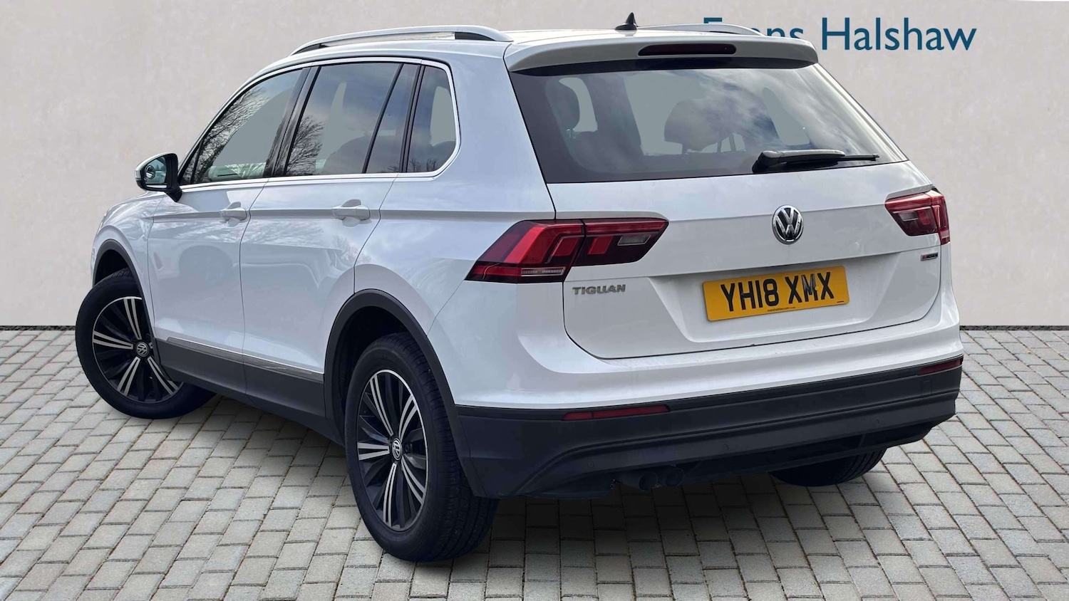 Used Volkswagen Tiguan 2018 for sale - 77674628: Photo 5