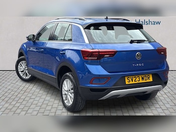 Used Volkswagen T-Roc 2023 for sale - 78564523: Photo