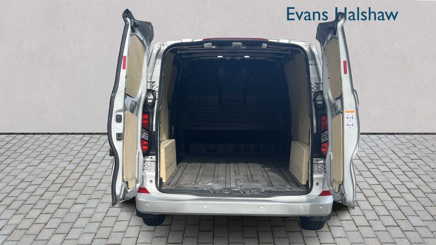 Used Ford Transit Custom 2024 for sale - 75639172: Photo 13