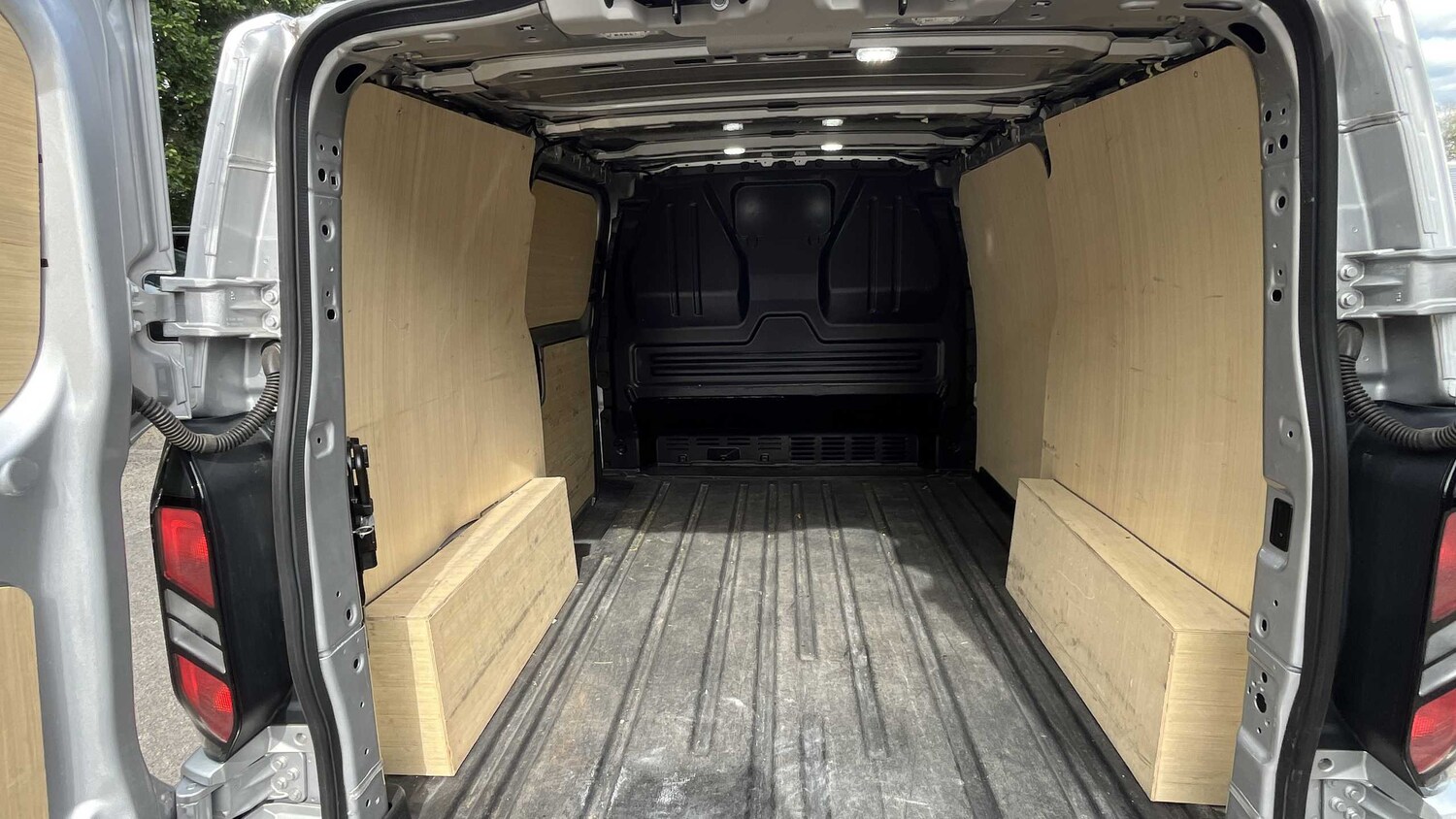 Used Ford Transit Custom 2024 for sale - 75639172: Photo 14