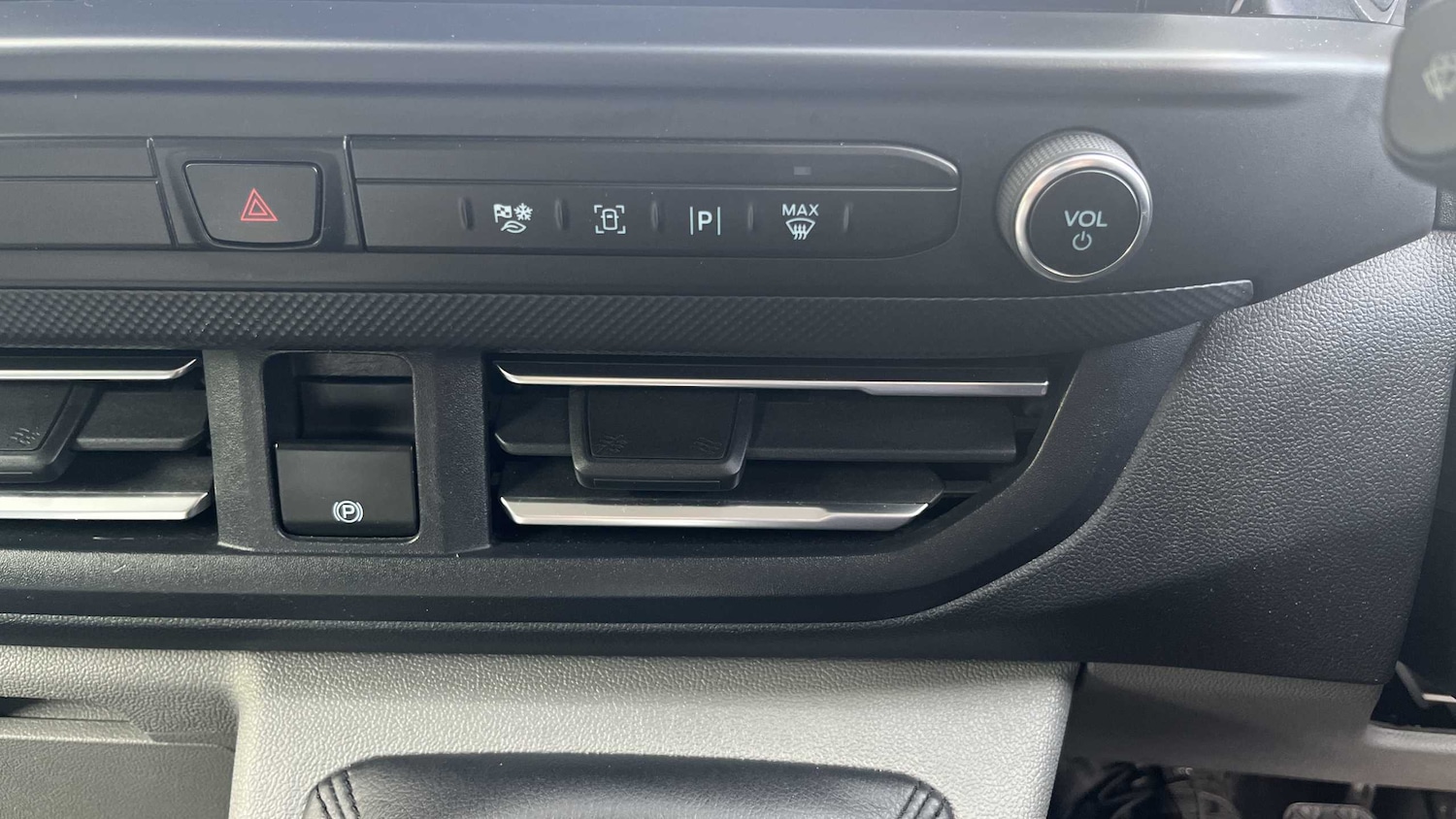 Used Ford Transit Custom 2024 for sale - 75639172: Photo 21