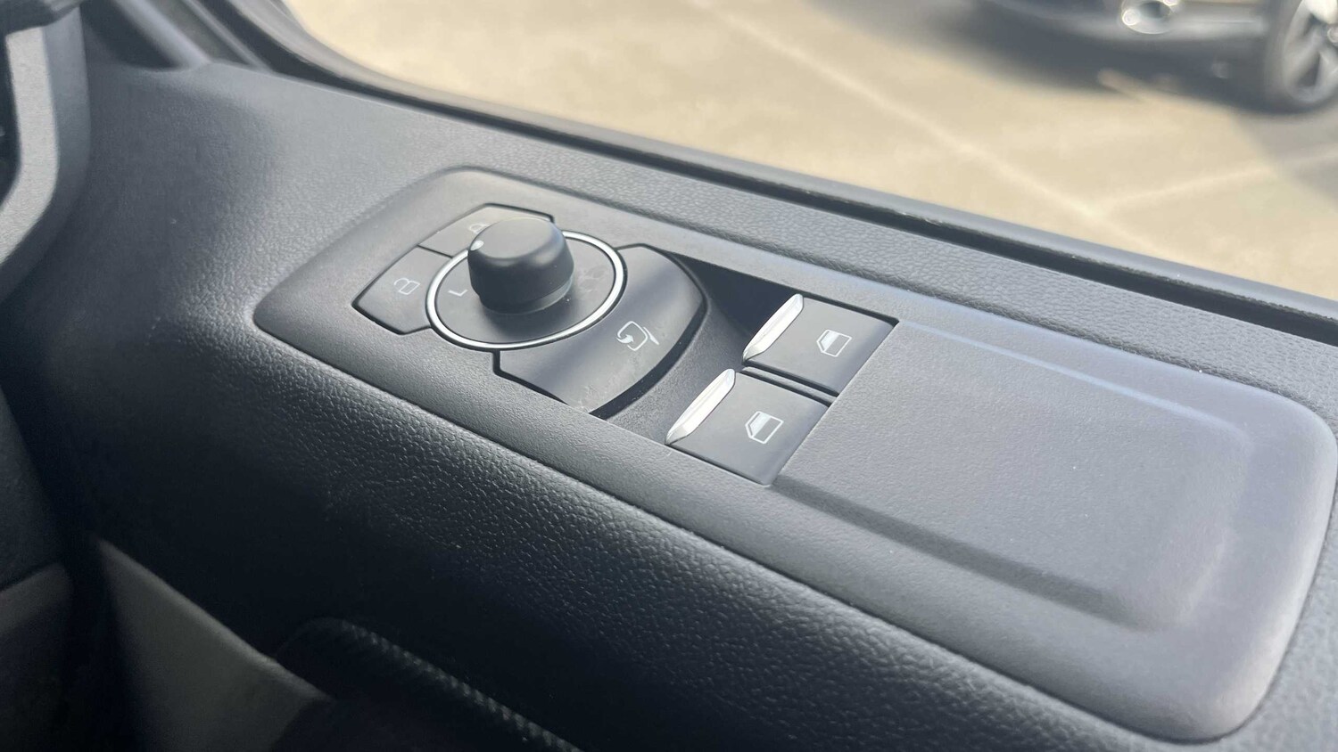 Used Ford Transit Custom 2024 for sale - 75639172: Photo 26