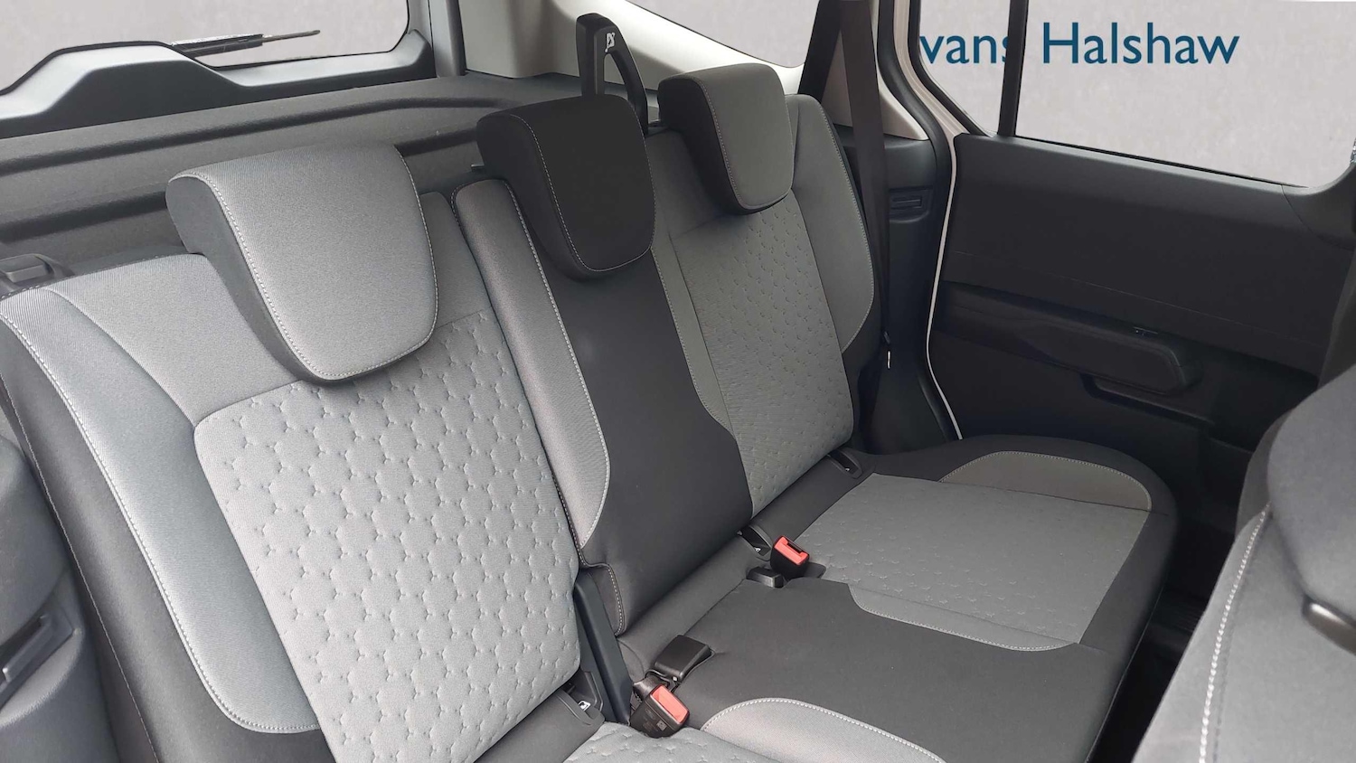 Used Ford Tourneo Courier 2025 for sale - 78024521: Photo 18