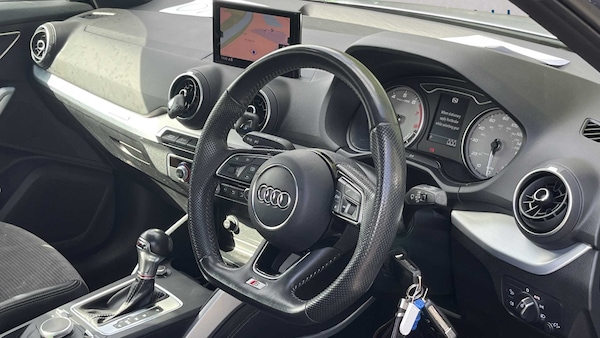 Used Audi Q2 for sale - 75699539: Photo 3