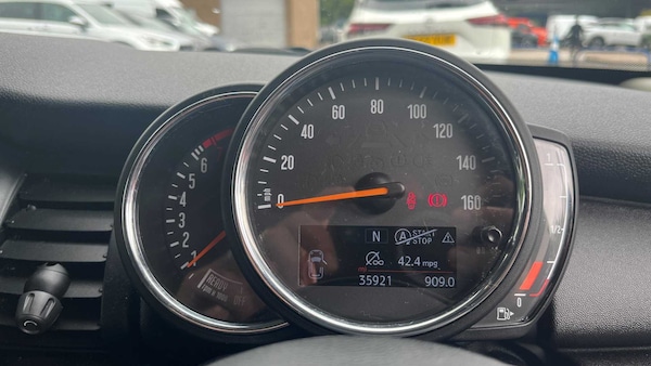 Used MINI Hatch 2019 for sale - 75354996: Photo 13