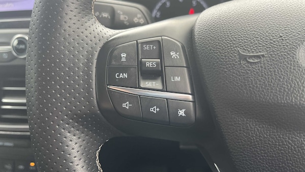 Used Ford Focus 2020 for sale - 75733296: Photo 24