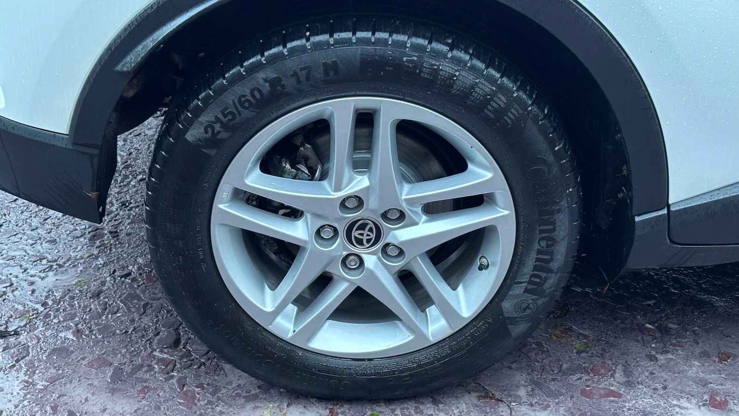 Used Toyota C-HR 2023 for sale - 76889766: Photo 8