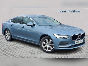 2.0 D4 Momentum 4dr Geartronic