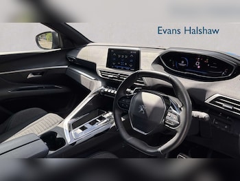 Used Peugeot 5008 2023 for sale - 79215131: Photo