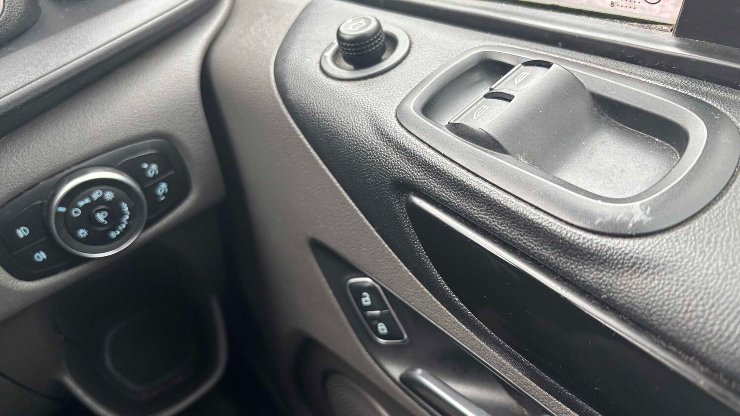 Used Ford Transit Custom for sale - 77661077: Photo 18