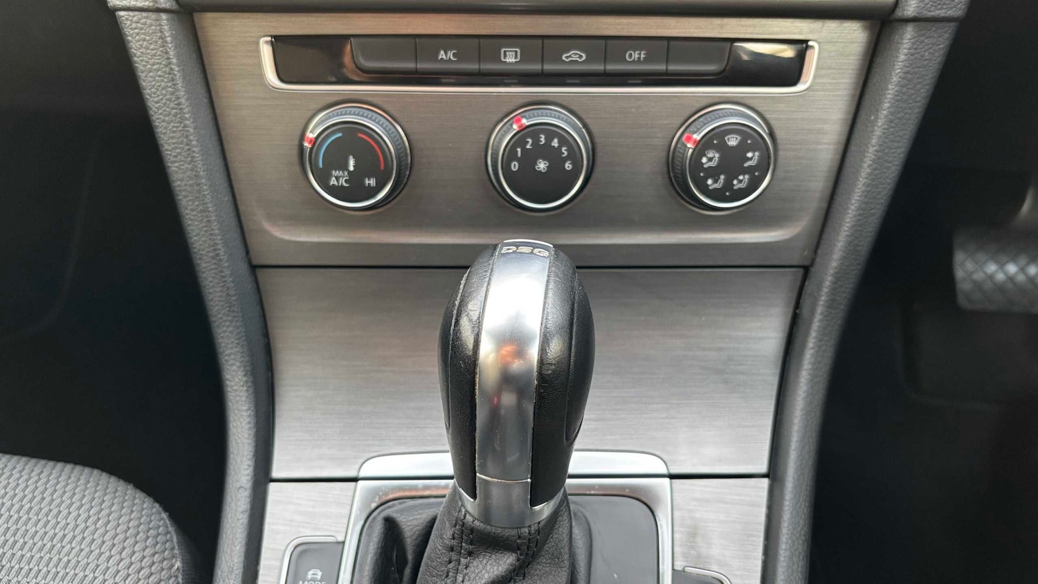 Used Volkswagen Golf 2013 for sale - 76390605: Photo 14