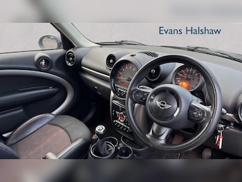 Used MINI Countryman 2016 for sale - 77281920: Photo