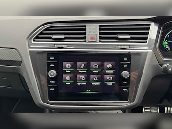 Used Volkswagen Tiguan 2022 for sale - 79593220: Photo