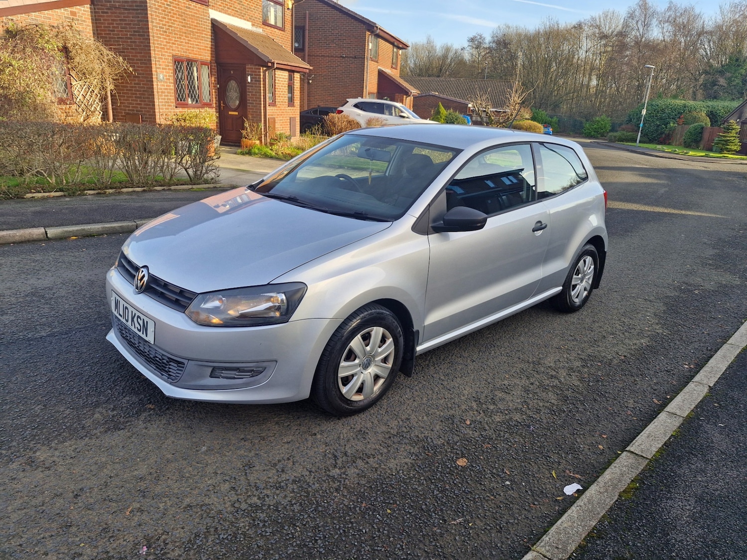Used Volkswagen Polo 2010 for sale - 76908132: Photo 2
