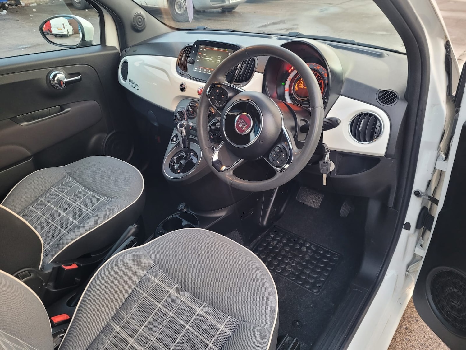 Used Fiat 500 2020 for sale - 77483818: Photo 10