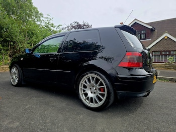 Used Volkswagen Golf 2003 for sale - 79087831: Photo