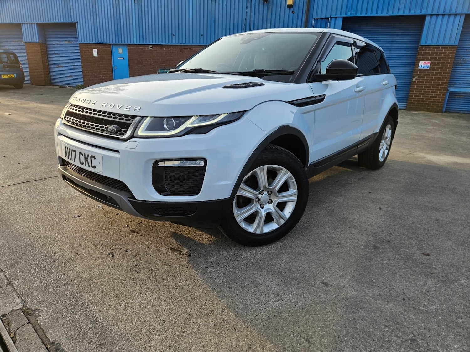 Used Land Rover Range Rover Evoque 2017 for sale - 78169396: Photo 1