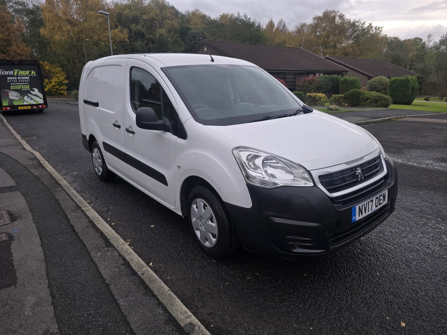 Used Peugeot Partner 2017 for sale - 76426650: Photo 2