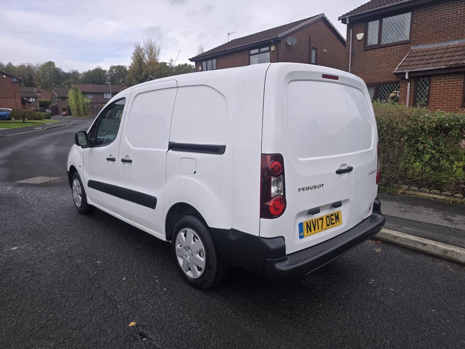 Used Peugeot Partner 2017 for sale - 76426650: Photo 4