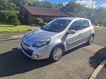 Used Renault Clio 2011 for sale - 76027816: Photo