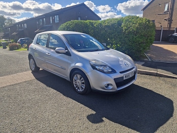 Used Renault Clio 2011 for sale - 76027816: Photo