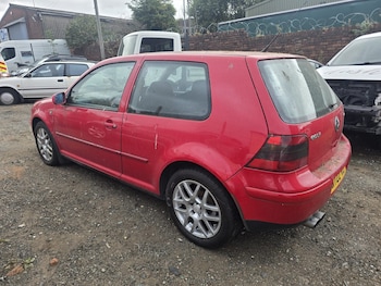 Used Volkswagen Golf 2000 for sale - 75911003: Photo