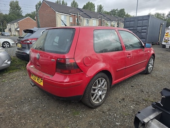 Used Volkswagen Golf 2000 for sale - 75911003: Photo