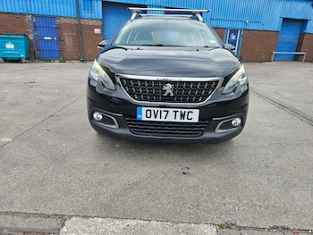 Used Peugeot 2008 2017 for sale - 78542771: Photo