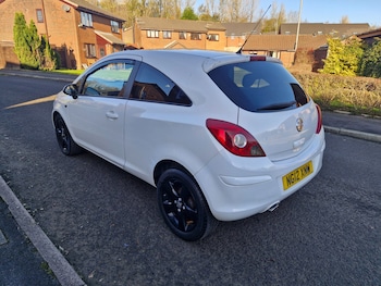 Used Vauxhall Corsa 2012 for sale - 76655624: Photo