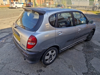 Used Daihatsu Sirion 2002 for sale - 79599579: Photo