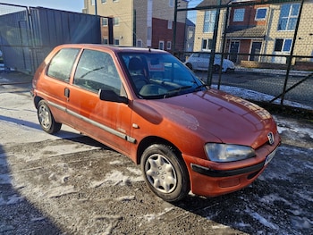 2002 (02) - 1.1 Independence 3dr