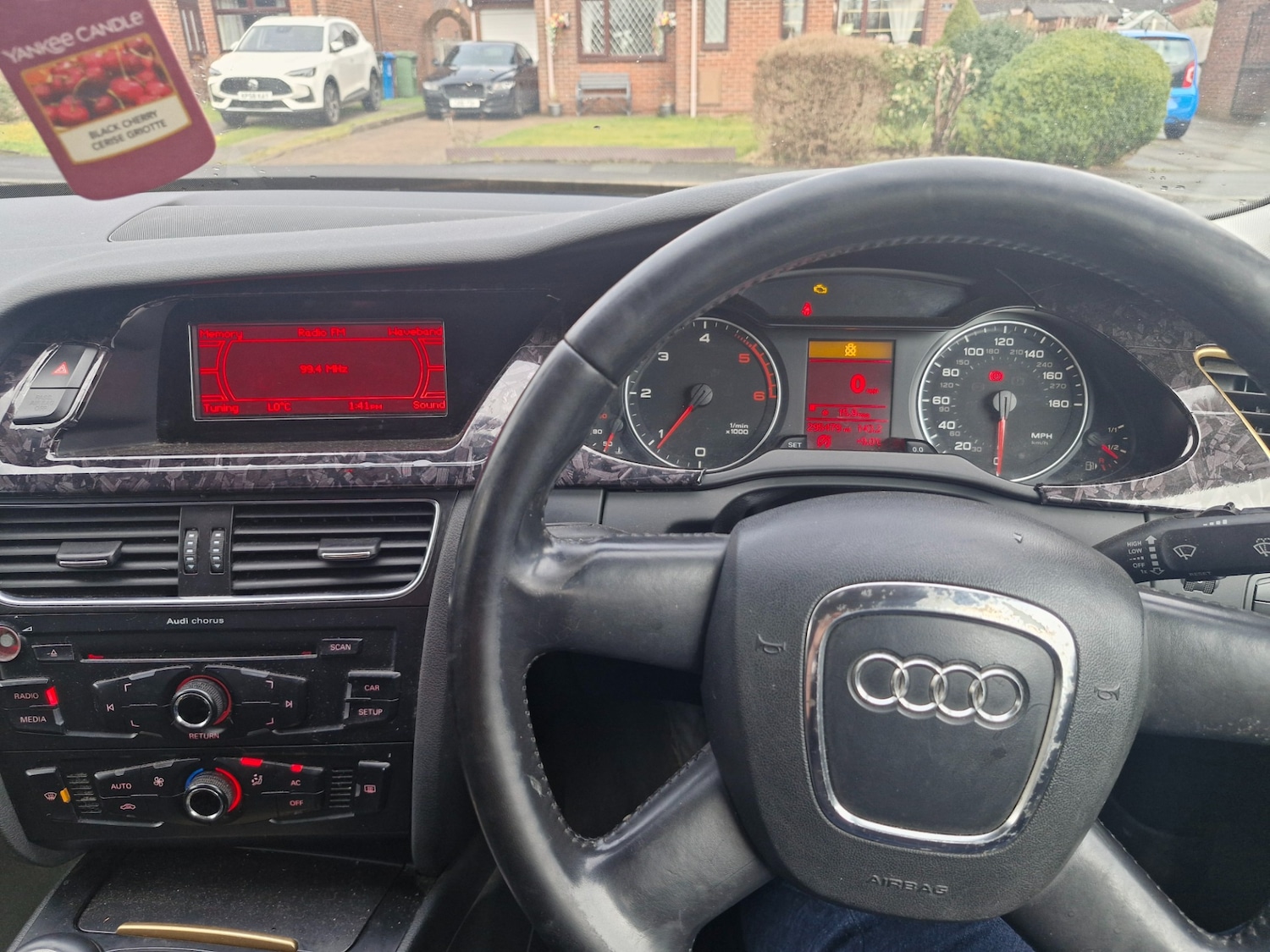 Used Audi A4 2011 for sale - 77475728: Photo 7