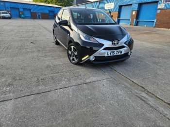 2015 (15) - 1.0 VVT-i X-Clusiv 5dr x-shift