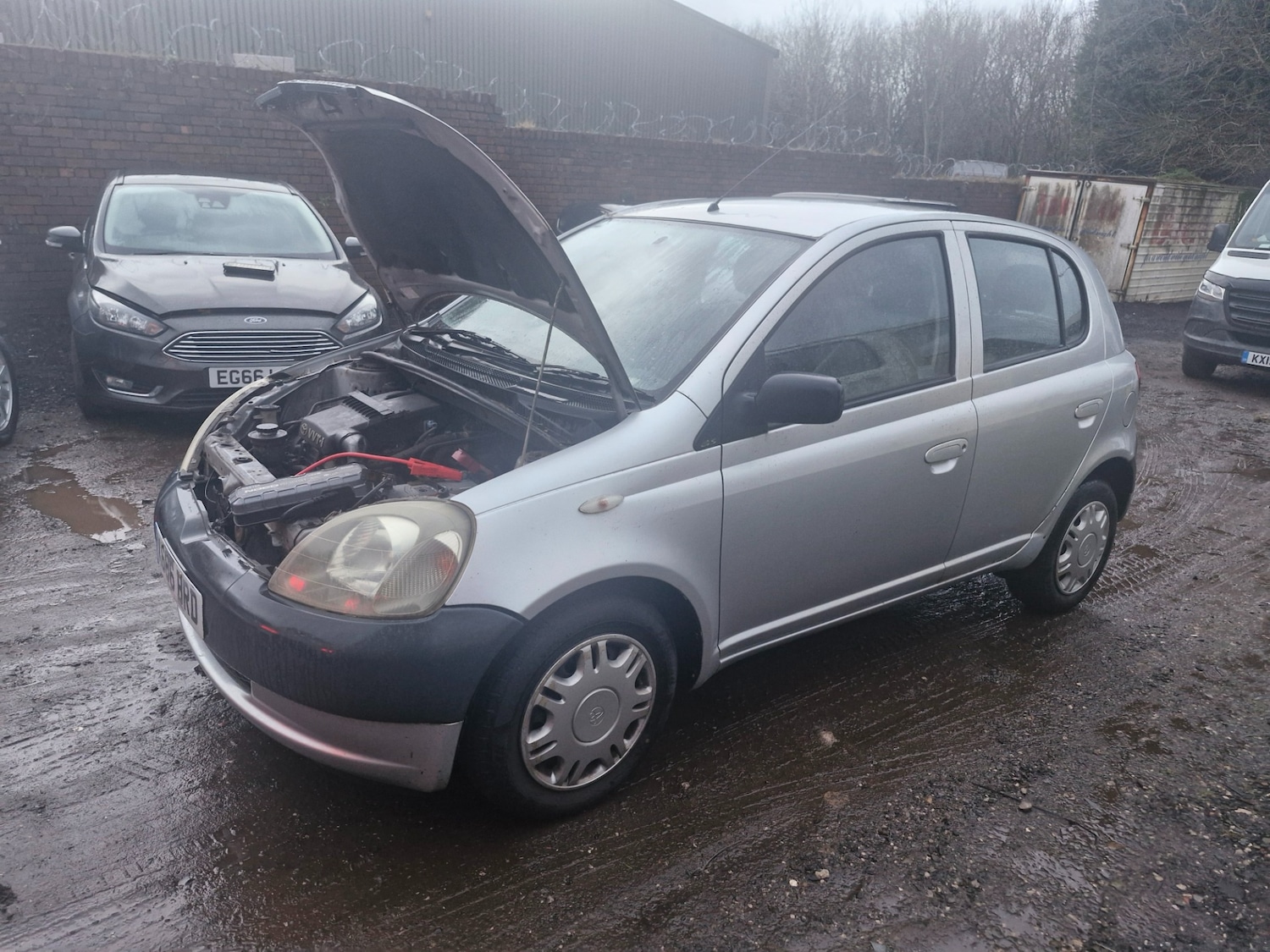 Used Toyota Yaris 2001 for sale - 77300349: Photo 6