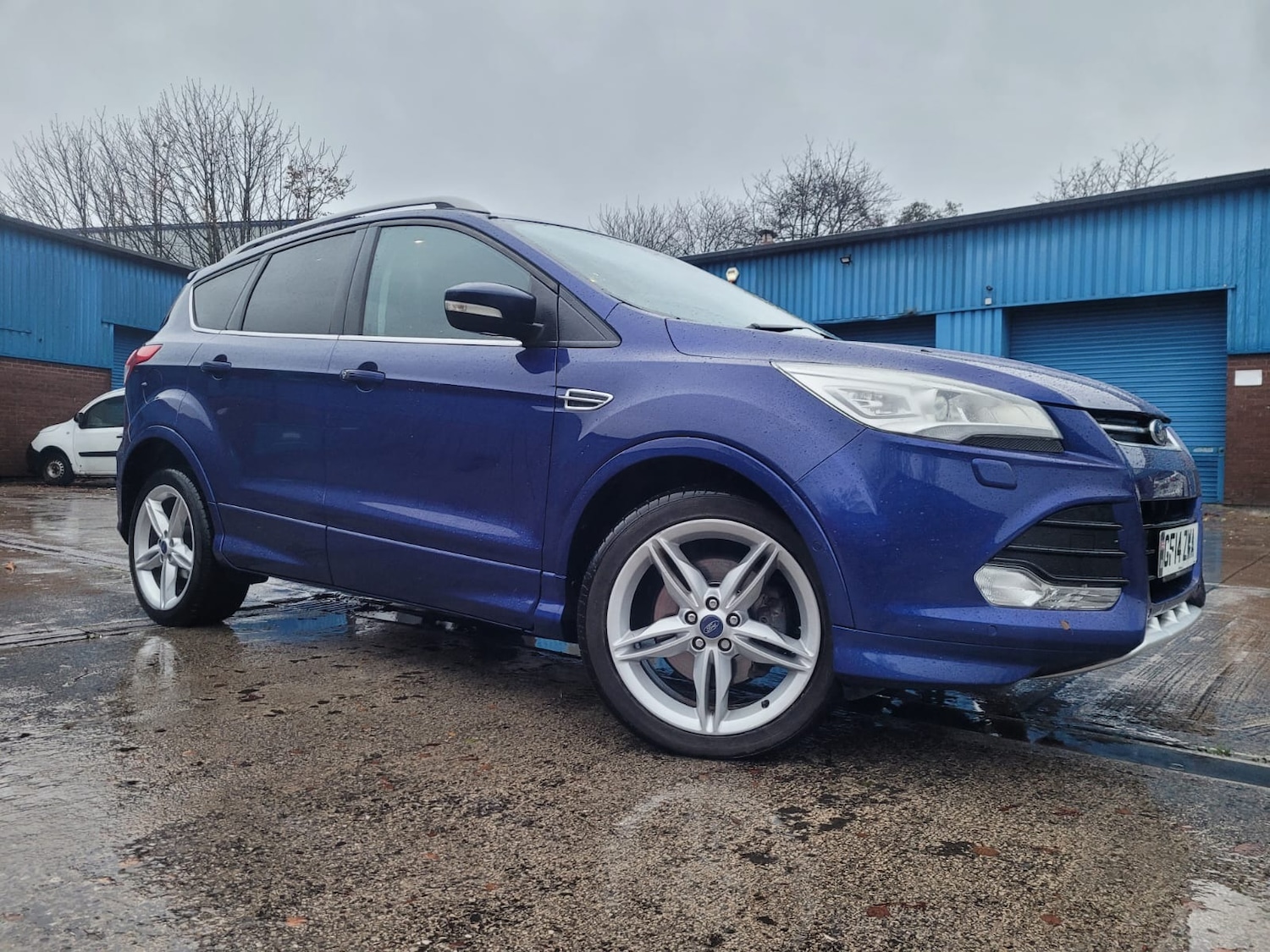 Used Ford Kuga 2014 for sale - 76588271: Photo 2