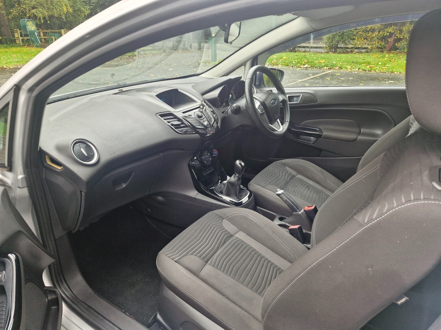 Used Ford Fiesta 2014 for sale - 76172483: Photo 5