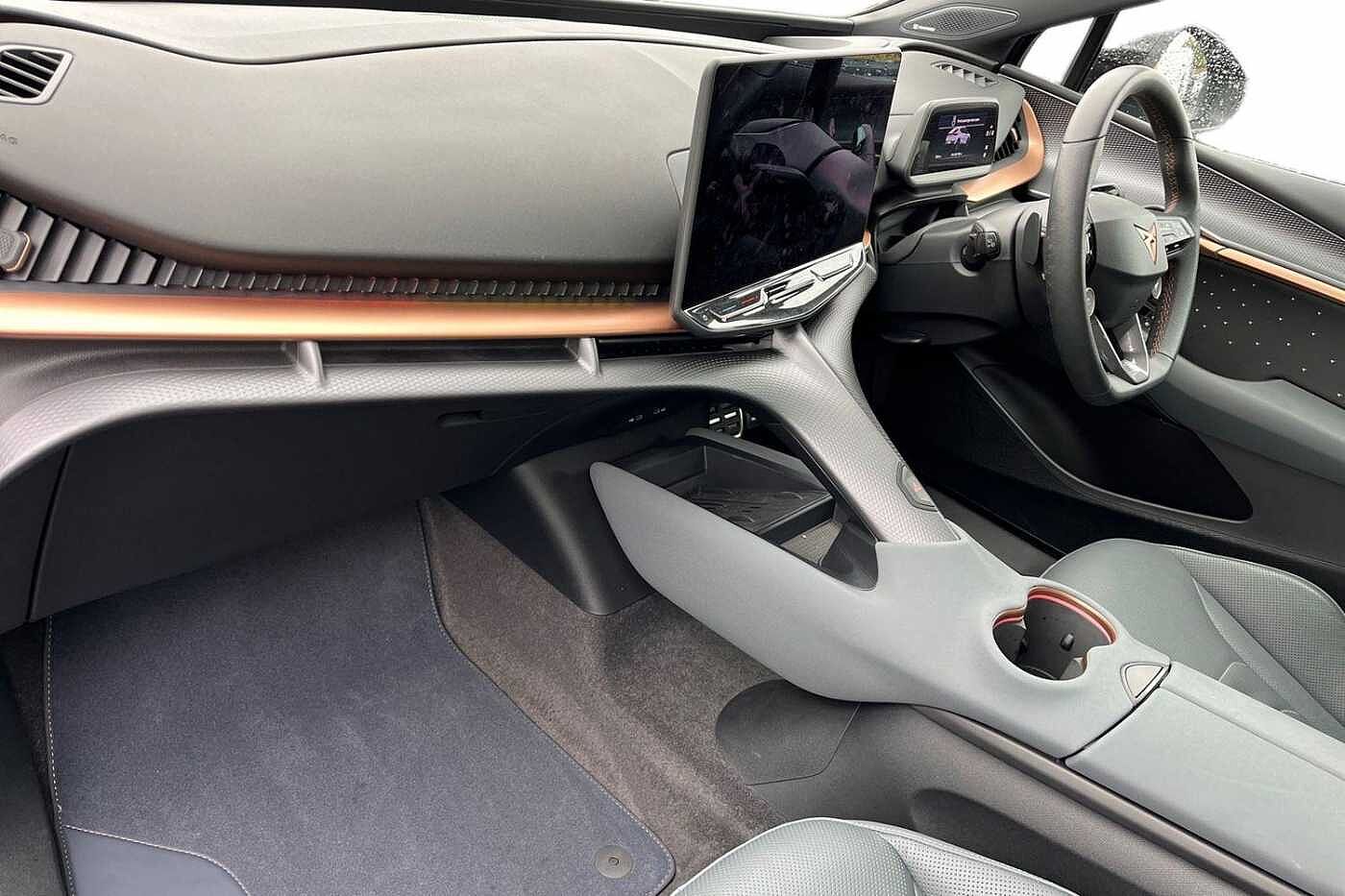 Used Cupra Tavascan 2025 for sale - 76680191: Photo 2