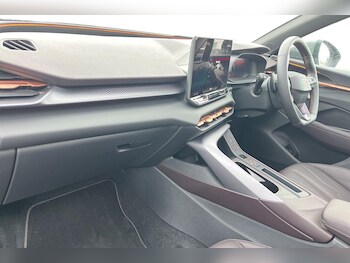 Used Cupra Terramar 2025 for sale - 77193237: Photo