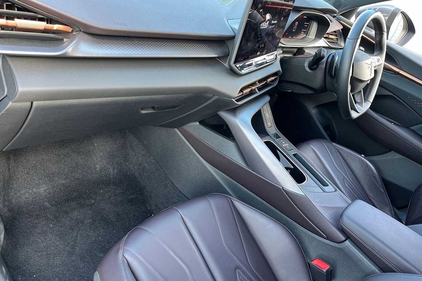 Used Cupra Terramar 2025 for sale - 76680459: Photo 2