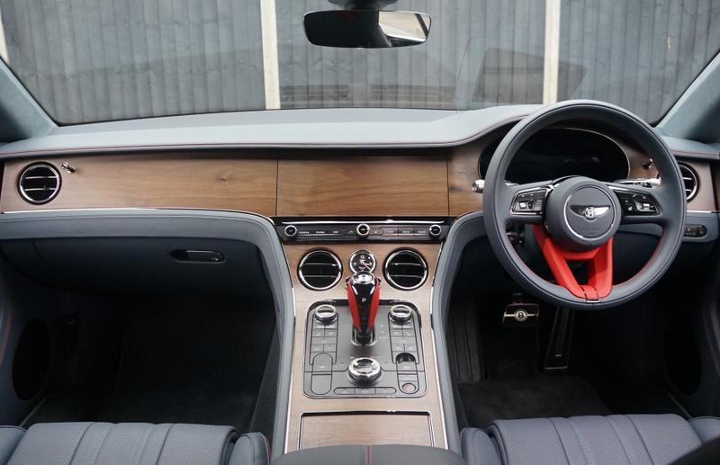 Used Bentley Continental 2025 for sale - 76097193: Photo 4