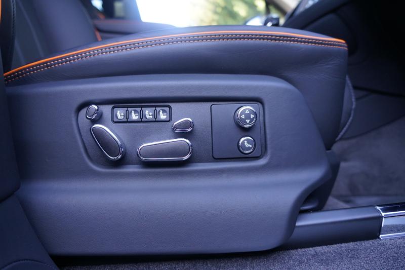 Used Bentley Bentayga 2025 for sale - 76835674: Photo 12