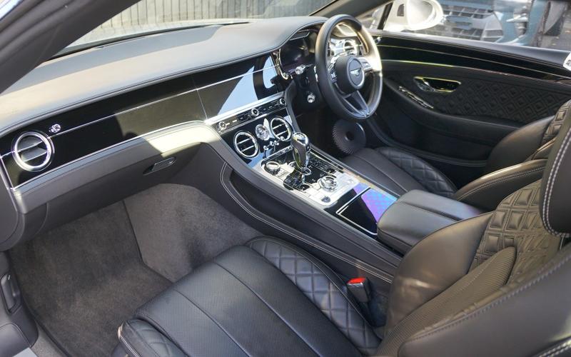 Used Bentley Continental 2022 for sale - 76616330: Photo 2