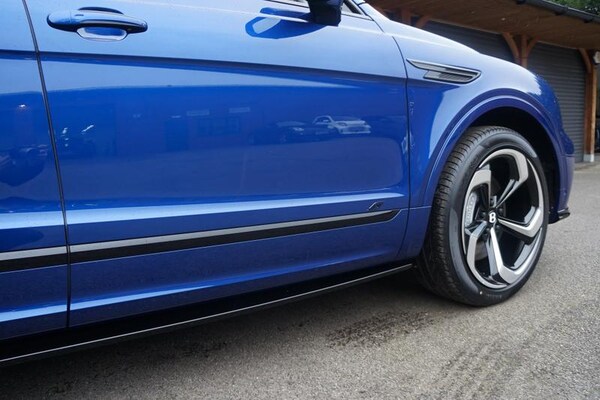Used Bentley Bentayga 2025 for sale - 76255307: Photo 10