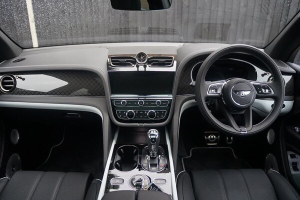 Used Bentley Bentayga 2025 for sale - 76255307: Photo 4