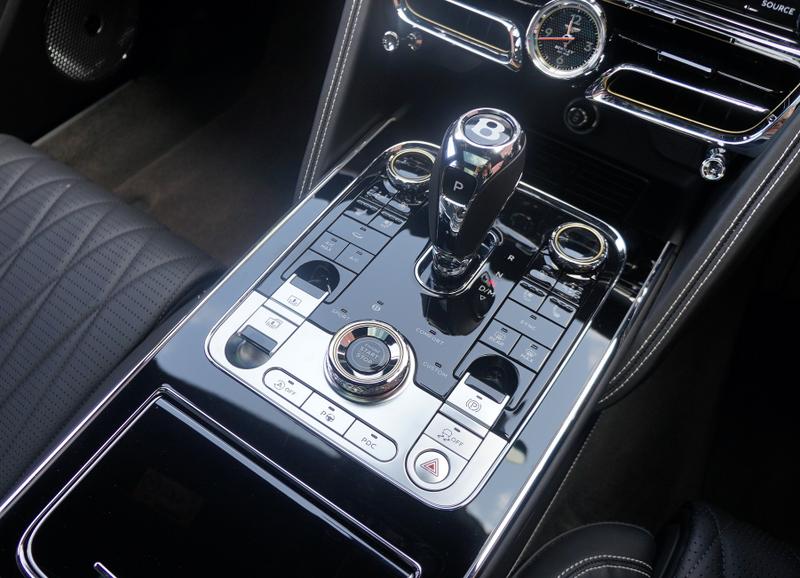 Used Bentley Flying Spur 2023 for sale - 76154261: Photo 25