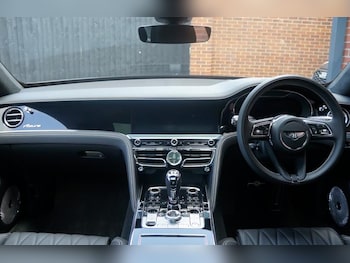Used Bentley Flying Spur 2023 for sale - 76154261: Photo