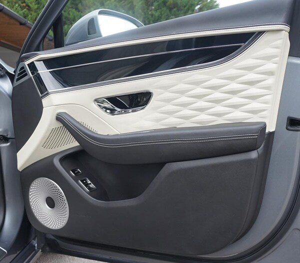 Used Bentley Flying Spur 2020 for sale - 76290292: Photo 13