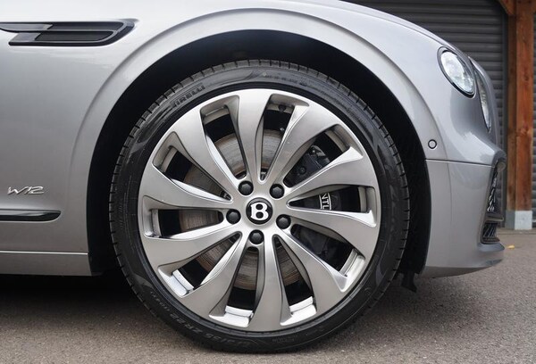 Used Bentley Flying Spur 2020 for sale - 76290292: Photo 6