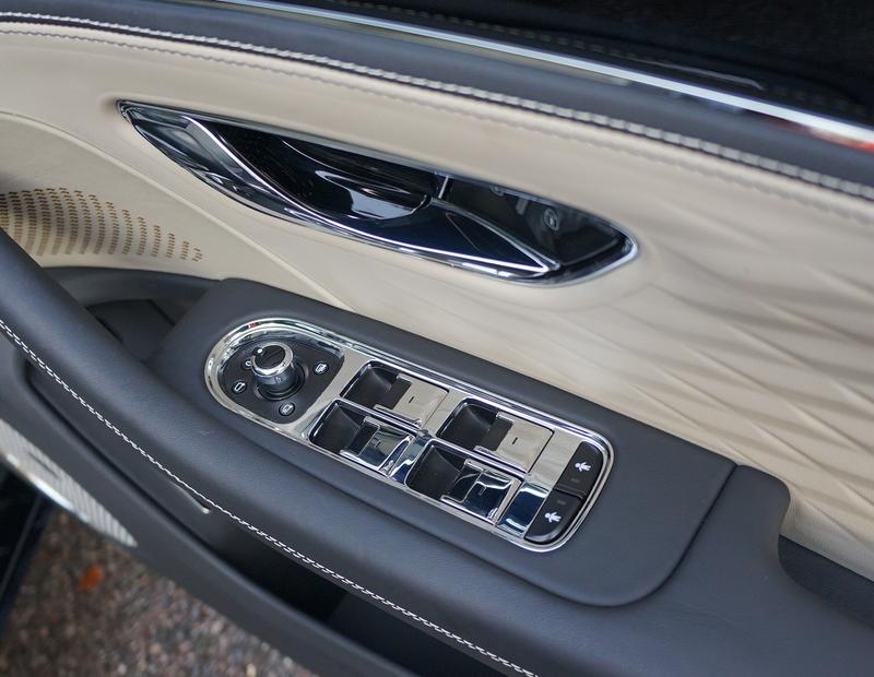 Used Bentley Flying Spur 2025 for sale - 76835675: Photo 10