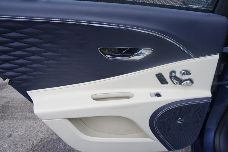 Used Bentley Flying Spur 2023 for sale - 77462379: Photo 21